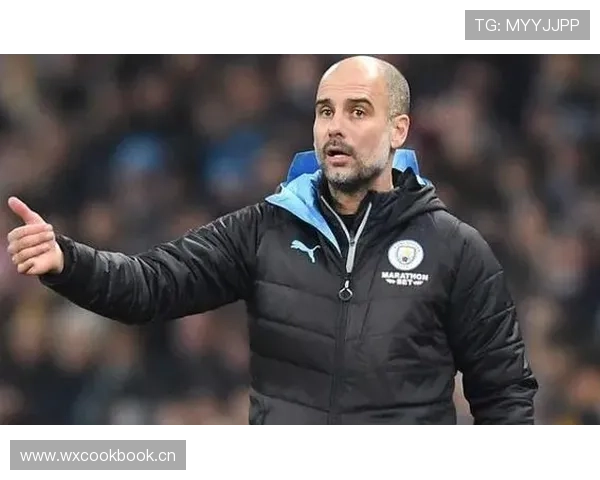 曼联的问题，不是重建太慢，而是方向不清